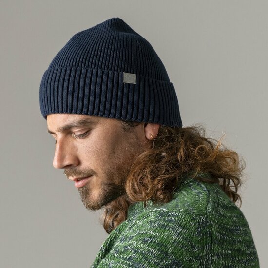 Living Crafts beanie